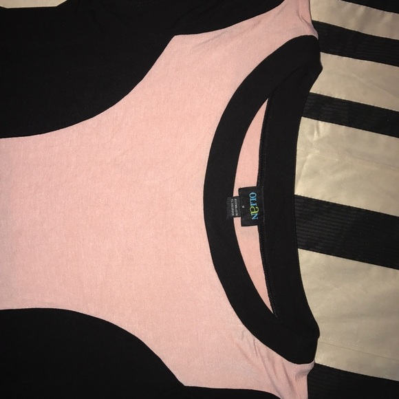 💥Host pick💥Olian designer color block maternity dress - Picture 3 of 6